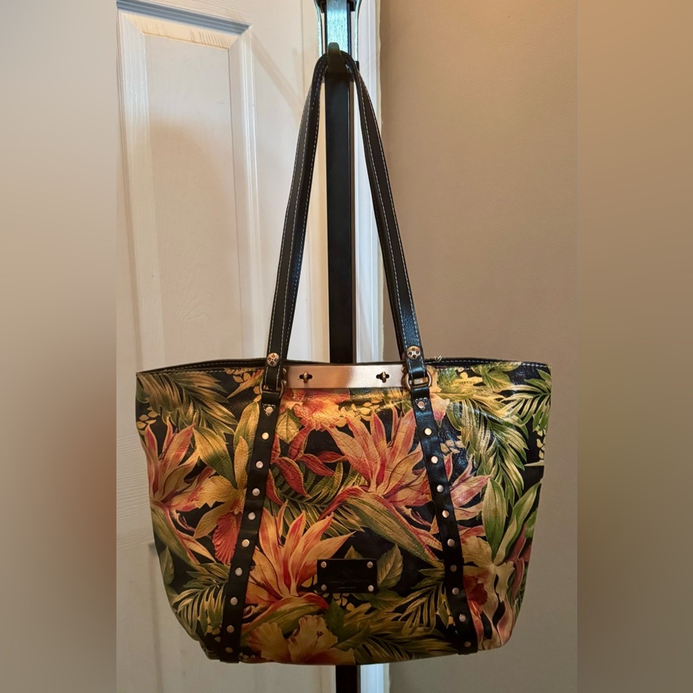 Patricia Nash Benvenuto XL Tote Cuban Tropical Leather Bag